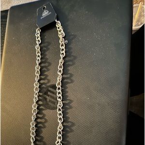 Paparazzi men’s new never warn necklace